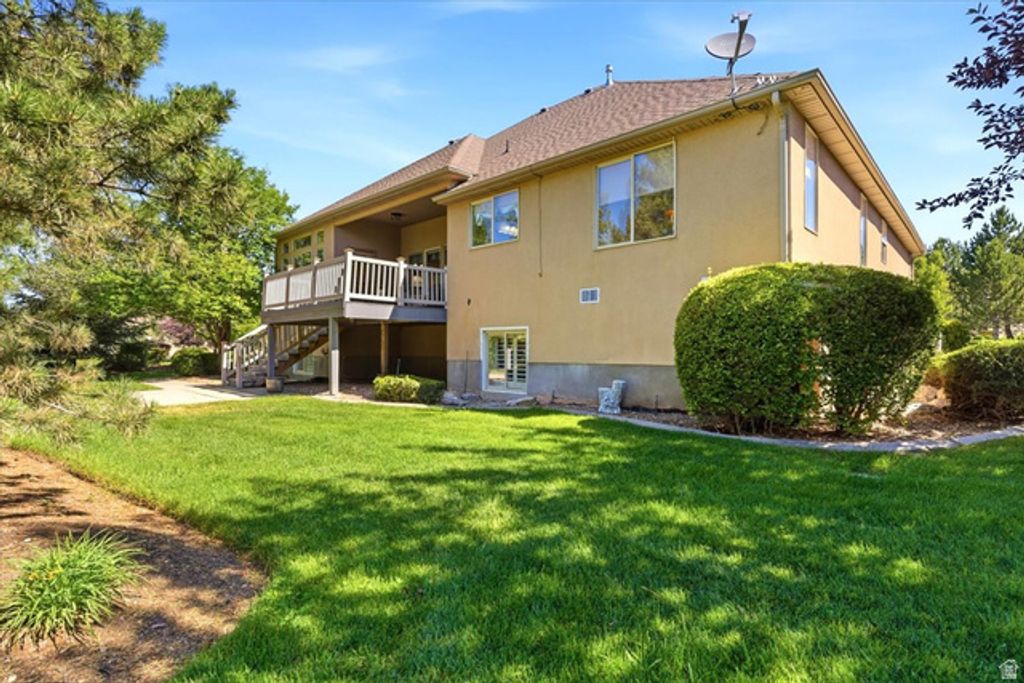 Image 39 of property listing at 513 N PEACEFIELD DR, Layton, UT 84040