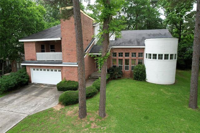 3231 Hemingway Drive, Montgomery, TX 77356