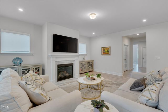 2042 Florine Drive, Apex, NC 27502