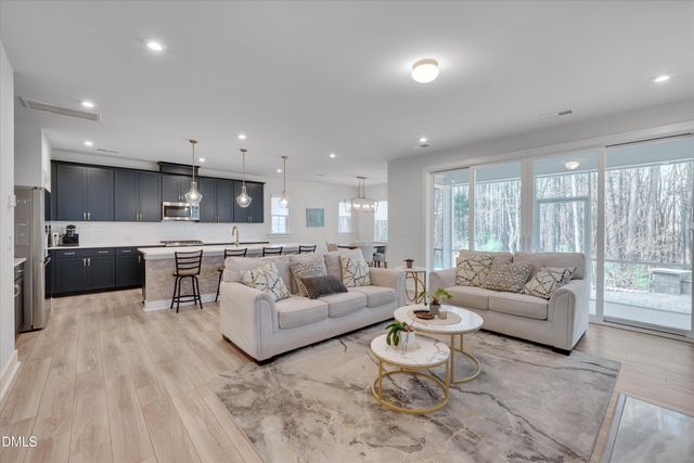 2042 Florine Drive, Apex, NC 27502