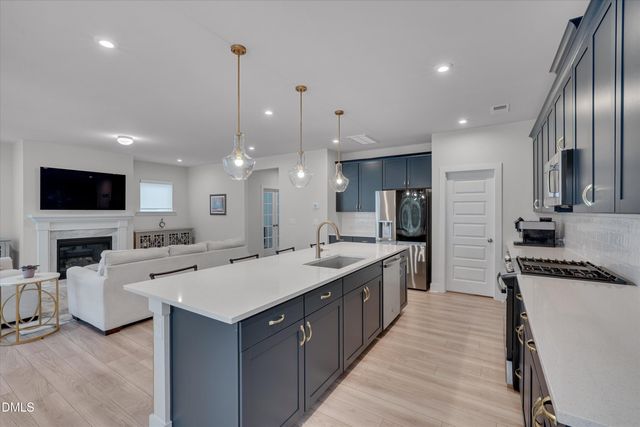 2042 Florine Drive, Apex, NC 27502