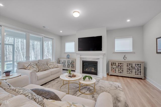 2042 Florine Drive, Apex, NC 27502