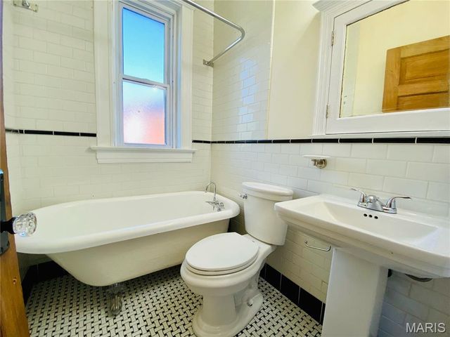 3323 Cherokee Street, St Louis, MO 63118