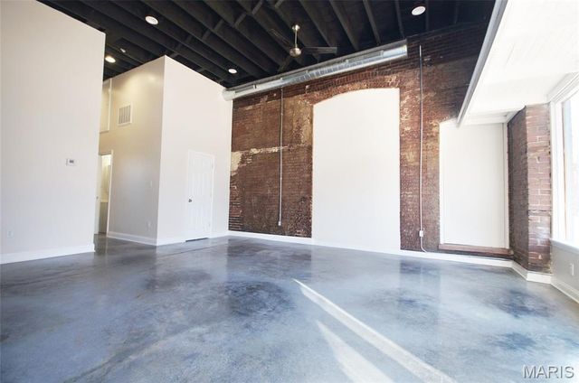 3323 Cherokee Street, St Louis, MO 63118