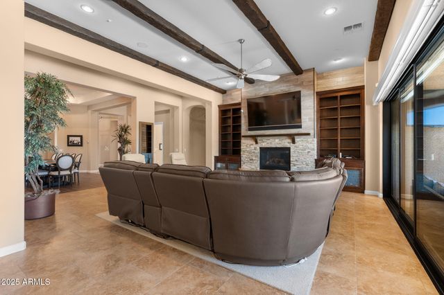 2304 N STEELE Circle, Mesa, AZ 85207