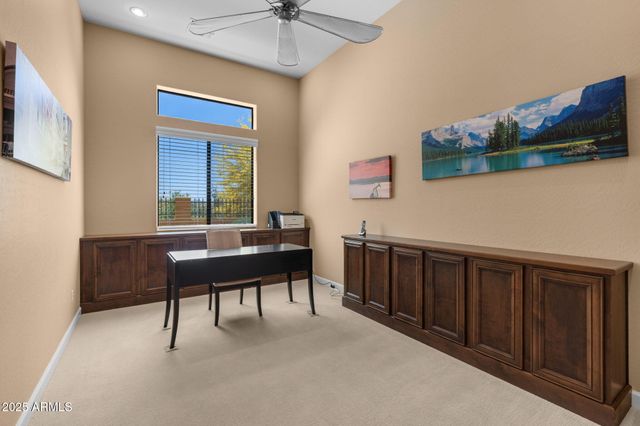 2304 N STEELE Circle, Mesa, AZ 85207