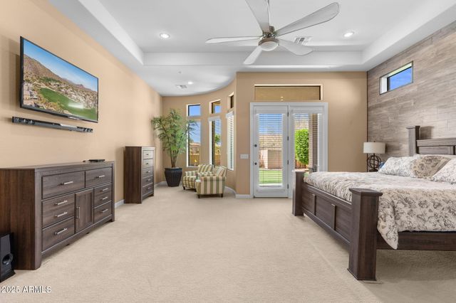 2304 N STEELE Circle, Mesa, AZ 85207