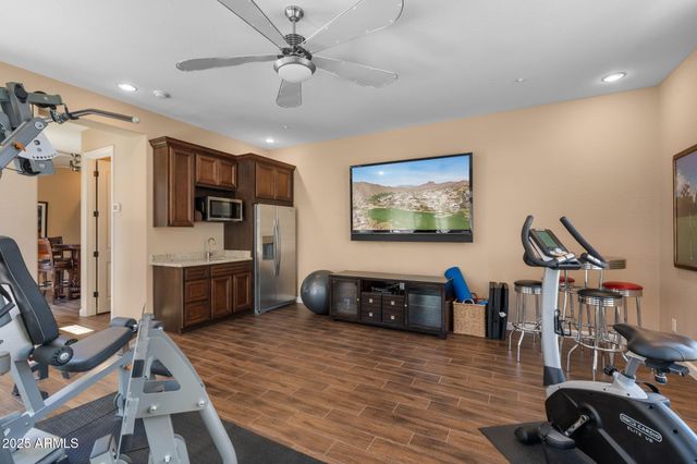 2304 N STEELE Circle, Mesa, AZ 85207