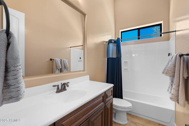 2304 N STEELE Circle, Mesa, AZ 85207