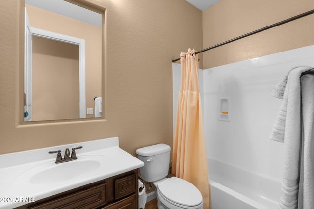 2304 N STEELE Circle, Mesa, AZ 85207