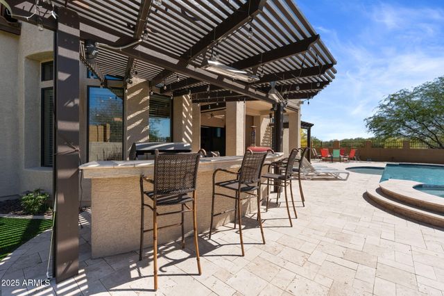 2304 N STEELE Circle, Mesa, AZ 85207