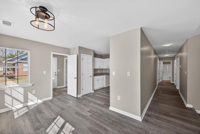 920 Barnwell Avenue NE, Aiken, SC 29801