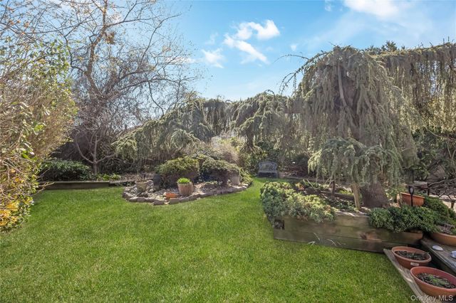 3017 Roxbury Road, Oceanside, NY 11572