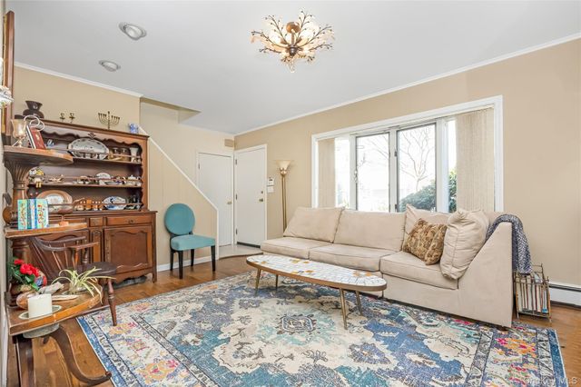 3017 Roxbury Road, Oceanside, NY 11572