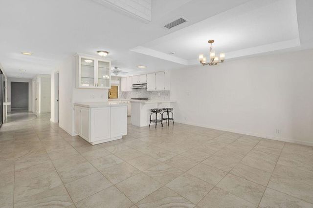 16 Presidio Place, Palm Desert, CA 92260