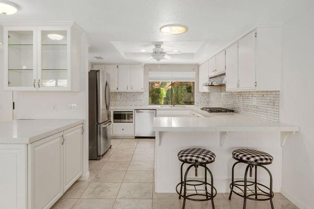 16 Presidio Place, Palm Desert, CA 92260