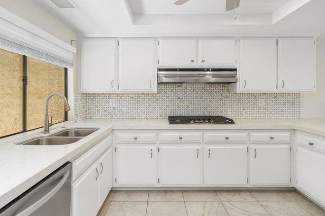 16 Presidio Place, Palm Desert, CA 92260