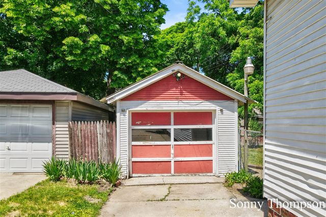 53 Baylis Street, Grand Rapids, MI 49507