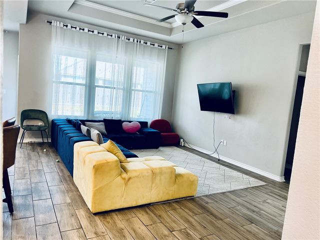 2625 LAS ESTRELLAS ST, Corpus Christi, TX 78414