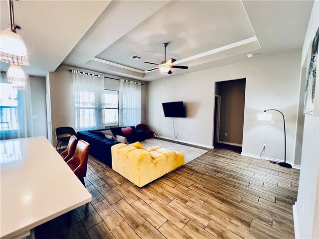 2625 LAS ESTRELLAS ST, Corpus Christi, TX 78414