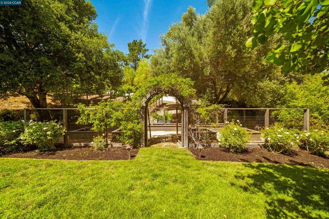 79 Jennifer Lane, Alamo, CA 94507
