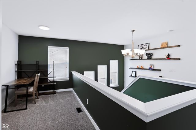 7808 Hedgehop Drive, Zionsville, IN 46077