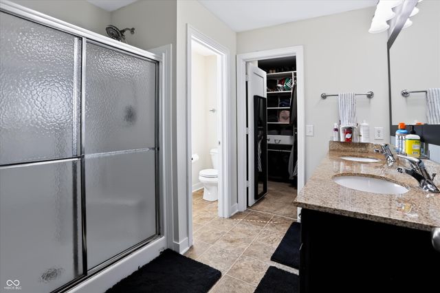 7808 Hedgehop Drive, Zionsville, IN 46077
