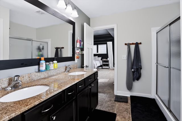 7808 Hedgehop Drive, Zionsville, IN 46077