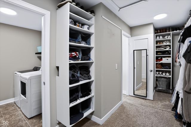 7808 Hedgehop Drive, Zionsville, IN 46077