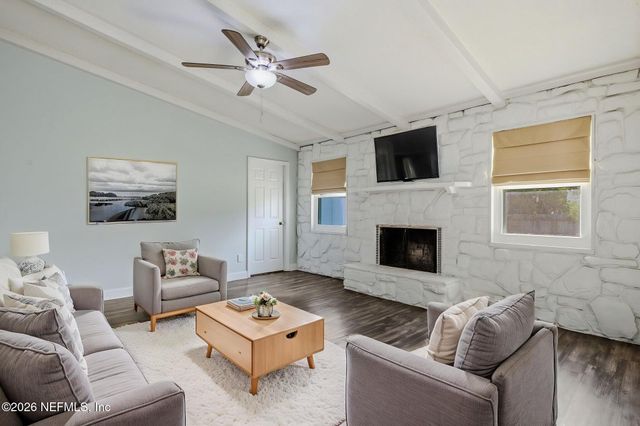 437 HAWAIIAN Terrace, Jacksonville, FL 32216