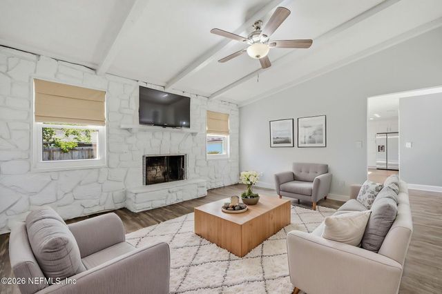 437 HAWAIIAN Terrace, Jacksonville, FL 32216