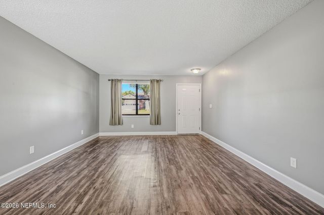 437 HAWAIIAN Terrace, Jacksonville, FL 32216