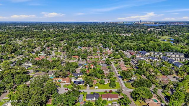 437 HAWAIIAN Terrace, Jacksonville, FL 32216