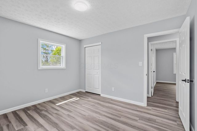 6060 Tiverton Square W, Columbus, OH 43229