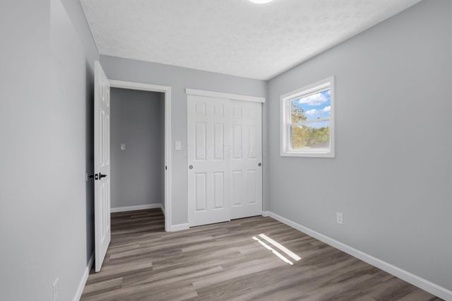 6060 Tiverton Square W, Columbus, OH 43229