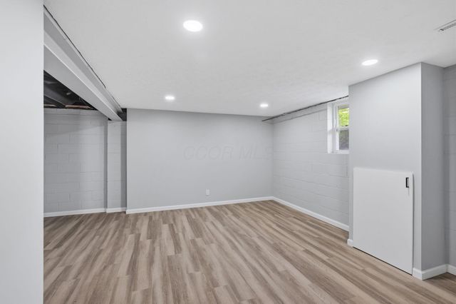 6060 Tiverton Square W, Columbus, OH 43229