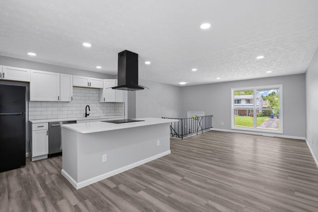 6060 Tiverton Square W, Columbus, OH 43229
