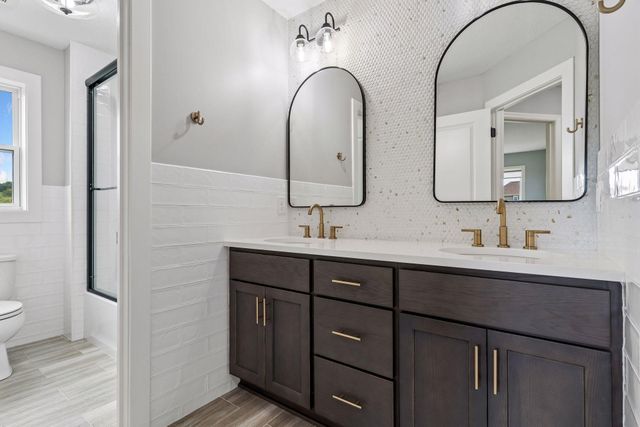 7623 Addisen Court, Inver Grove Heights, MN 55077