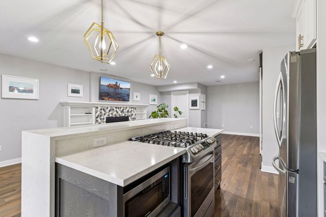 7623 Addisen Court, Inver Grove Heights, MN 55077