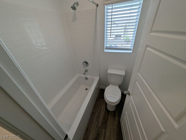 2932 Moulin Heights Street, Las Vegas, NV 89156