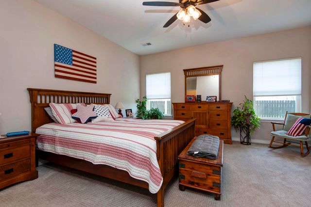 183 Three Pines Circle, Reeds Spring, MO 65737