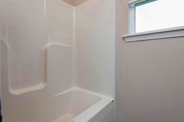 183 Three Pines Circle, Reeds Spring, MO 65737