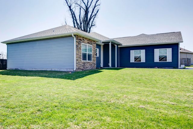 183 Three Pines Circle, Reeds Spring, MO 65737