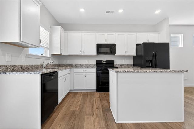 461 Fair Oak Lane, Calhoun, GA 30701