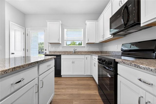 461 Fair Oak Lane, Calhoun, GA 30701