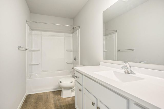 1029 Foxglove Avenue, Vicksburg Vllg, MI 49097