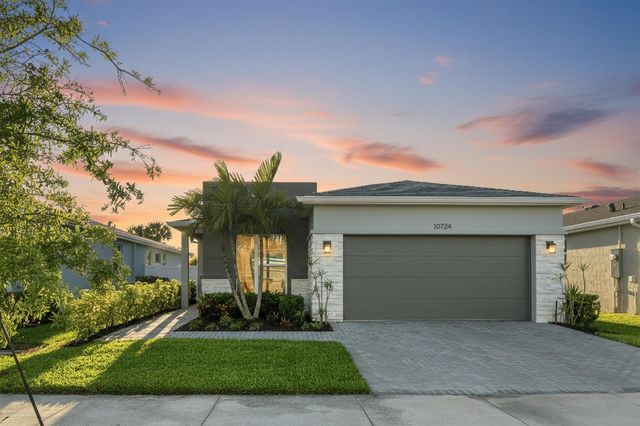 10724 SW Gloriana Street, Port St. Lucie, FL 34987