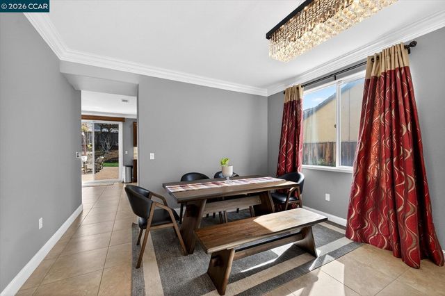 5271 Salerno Dr, Dublin, CA 94568