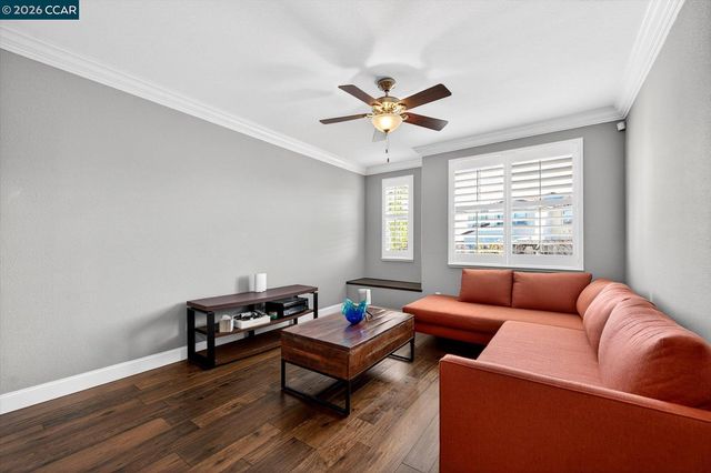 5271 Salerno Dr, Dublin, CA 94568