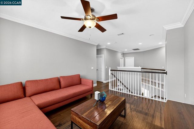 5271 Salerno Dr, Dublin, CA 94568